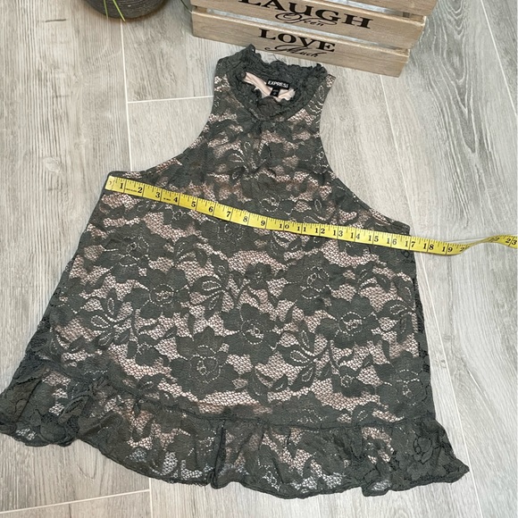 EXPRESS Floral lace tank Mock Neck Flora - Picture 10 of 12